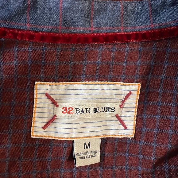 32 Bar Blues Red and Blue Checkered Button Down Size Medium - Picture 11 of 14